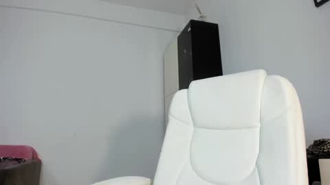 Elisa  Promotion   online show from February 11, 2025, 4:44 am