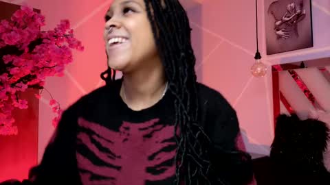 Snapshot of elit_noa chatting on November 15, 2025, 7:32 pm elit noa online show from November 15, 2025, 7:32 pm