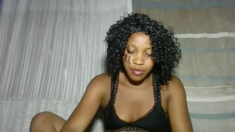 Snapshot of elita12010 chatting on April 22, 2026, 5:32 am elita12010 online show from April 22, 2026, 5:32 am
