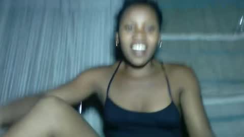 Snapshot of elita12010 chatting on May 14, 2026, 11:39 am elita12010 online show from May 14, 2026, 11:39 am