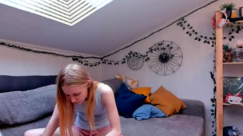 EliteEros online show from May 30, 2026, 12:13 pm