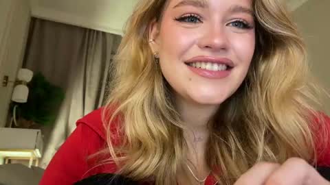 Stephanie online show from April 6, 2026, 8:54 pm