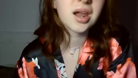 Snapshot of elizabet_18 chatting on February 16, 2025, 7:05 pm Elizabet 18 online show from February 16, 2025, 7:05 pm