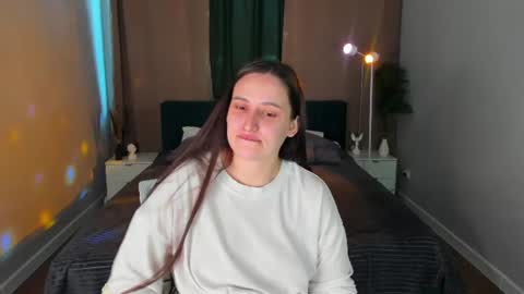 Snapshot of elizabet_collins chatting on June 27, 2026, 2:05 am Elizabet online show from June 27, 2026, 2:05 am
