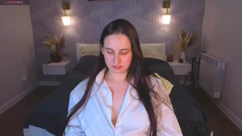 Snapshot of elizabet_collins chatting on July 6, 2026, 3:03 pm Elizabet online show from July 6, 2026, 3:03 pm