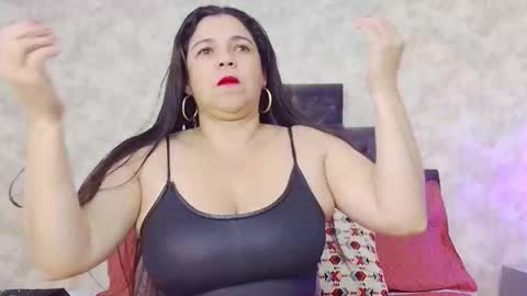 Snapshot of elizabeth_colleman chatting on January 11, 2026, 8:58 pm Elizabeth online show from January 11, 2026, 8:58 pm