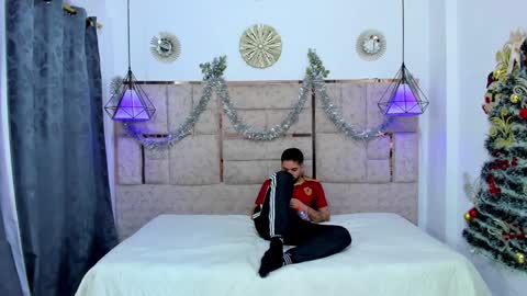 Snapshot of elizabeth_ggh chatting on December 29, 2024, 8:58 pm Girl Melanie And boys Neithan Alex online show from December 29, 2024, 8:58 pm