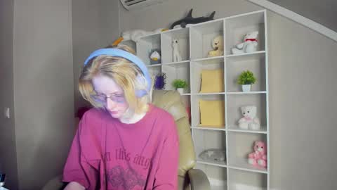 Snapshot of elizabeth_harpper chatting on November 1, 2025, 1:07 am Elizabeth online show from November 1, 2025, 1:07 am