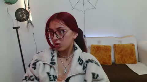 Snapshot of elizabeth_loren1 chatting on October 28, 2025, 1:14 pm elizabeth_loren1 online show from October 28, 2025, 1:14 pm