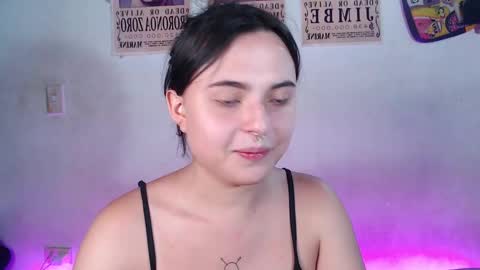 Elizabeth Taylor online show from February 14, 2025, 1:23 am