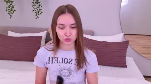 Elizabeth online show from February 25, 2025, 3:16 pm