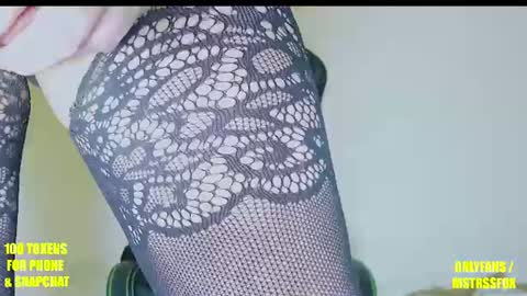 elizabethfox online show from June 12, 2026, 6:34 am