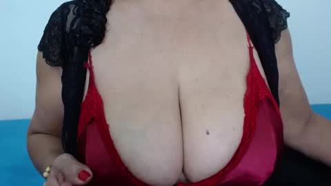 Snapshot of elizabethmiler chatting on May 21, 2026, 1:51 pm ElizabethMiler online show from May 21, 2026, 1:51 pm