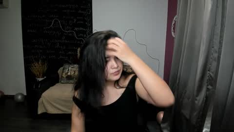 Snapshot of elizabethvamp chatting on March 18, 2026, 6:44 pm Elizabeth online show from March 18, 2026, 6:44 pm