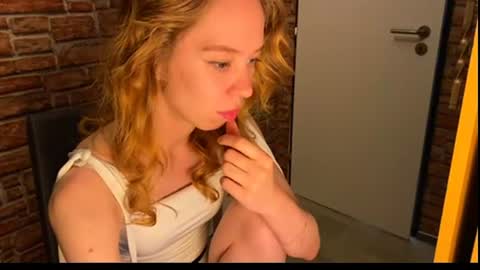 Snapshot of elizastorm chatting on June 11, 2026, 7:23 pm Eliza online show from June 11, 2026, 7:23 pm