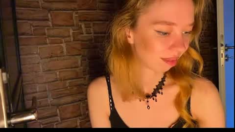 Snapshot of elizastorm chatting on July 16, 2026, 6:25 pm Eliza online show from July 16, 2026, 6:25 pm