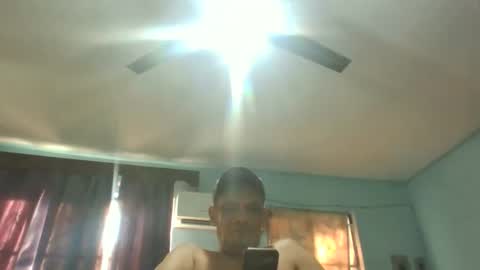 eljim323323 online show from November 9, 2025, 2:15 pm