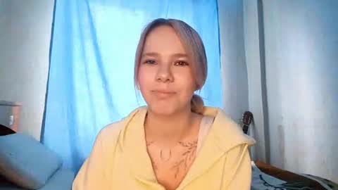 Snapshot of elkemorand chatting on June 1, 2026, 11:23 am Elize online show from June 1, 2026, 11:23 am