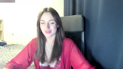 Snapshot of ella___bell chatting on February 2, 2026, 12:04 pm ella___bell online show from February 2, 2026, 12:04 pm