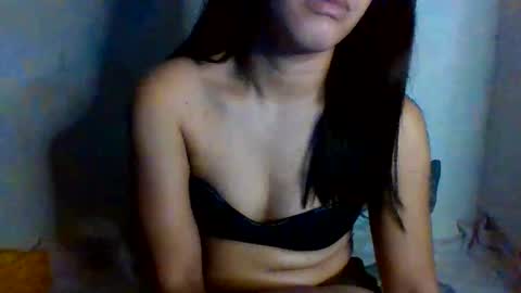 ella_babe25 online show from March 9, 2026, 9:19 pm