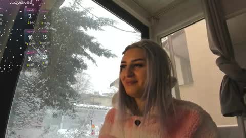 ella_vee online show from February 21, 2026, 7:31 am