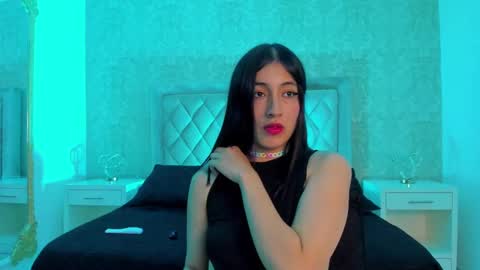 Ellaa Muller online show from February 2, 2025, 5:21 am