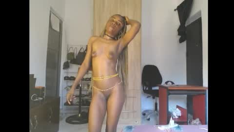 Snapshot of ellababy8 chatting on May 11, 2026, 2:45 pm ella online show from May 11, 2026, 2:45 pm