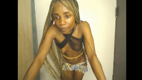 Snapshot of ellababy8 chatting on May 12, 2026, 5:32 pm ella online show from May 12, 2026, 5:32 pm