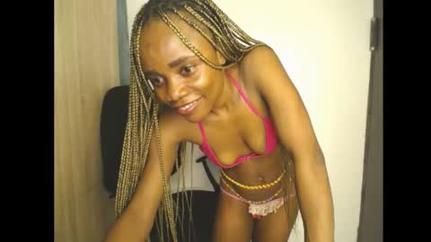 Snapshot of ellababy8 chatting on May 14, 2026, 5:36 am ella online show from May 14, 2026, 5:36 am