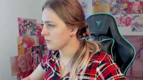 EllaBells online show from March 30, 2026, 12:28 pm