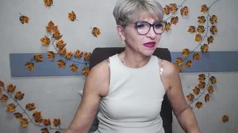 EllaBonito online show from December 15, 2024, 12:38 pm
