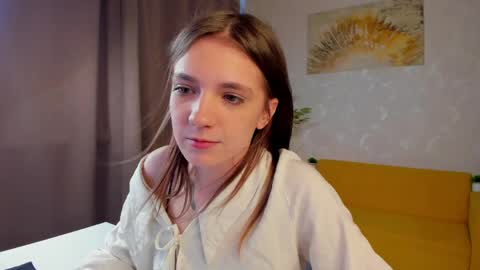 Sweet Ella online show from March 14, 2026, 12:21 pm