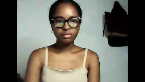 Snapshot of ellah245 chatting on February 24, 2026, 10:02 am ellah245 online show from February 24, 2026, 10:02 am