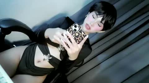 Snapshot of ellaliciousss chatting on February 18, 2026, 7:10 pm ella online show from February 18, 2026, 7:10 pm