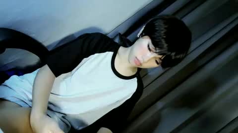 Snapshot of ellaliciousss chatting on March 9, 2026, 4:11 pm ella online show from March 9, 2026, 4:11 pm