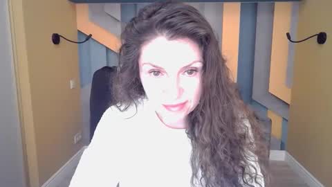 EllaLongs online show from February 5, 2026, 12:32 pm