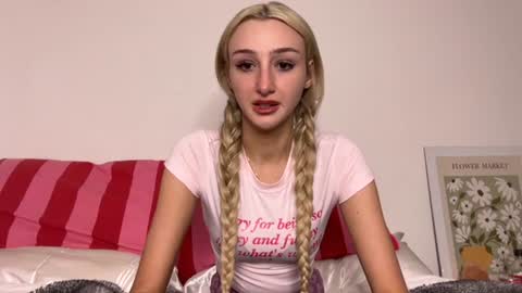 Snapshot of ellamcdaniel chatting on June 21, 2026, 11:07 pm ellamcdaniel online show from June 21, 2026, 11:07 pm
