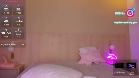 Snapshot of ellathorne chatting on January 29, 2025, 7:53 pm EllaThorne online show from January 29, 2025, 7:53 pm