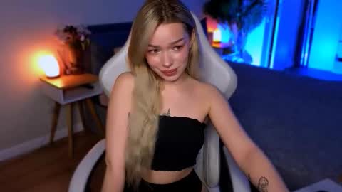 Ella online show from February 15, 2026, 5:37 am