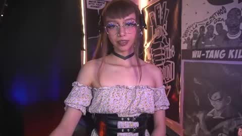 Snapshot of elle_uwu chatting on February 11, 2026, 8:03 pm follow me on instagram . online show from February 11, 2026, 8:03 pm