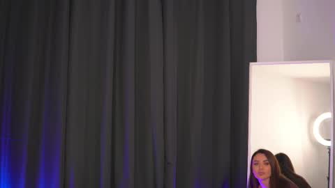 Snapshot of ellenkarter chatting on December 3, 2025, 4:31 am EllenKarter online show from December 3, 2025, 4:31 am