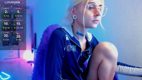 Ellie online show from July 8, 2026, 2:43 pm