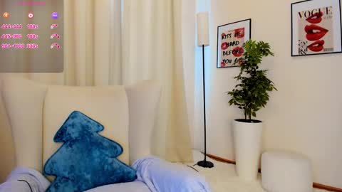 elli_anderson online show from December 16, 2025, 5:12 am