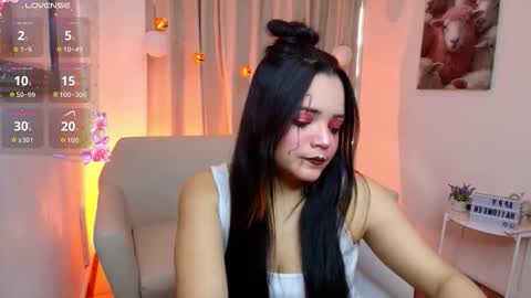 elli_snow online show from October 23, 2025, 12:59 pm