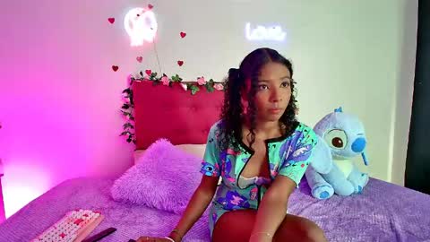 Snapshot of ellie_cute7 chatting on June 2, 2026, 7:49 pm ellie_cute7 online show from June 2, 2026, 7:49 pm