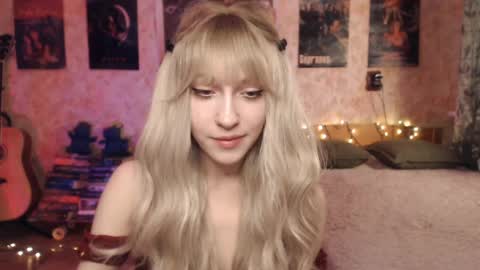 ellie_friendly online show from January 19, 2025, 12:17 am