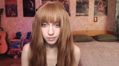 ellie_friendly online show from November 14, 2025, 12:20 am