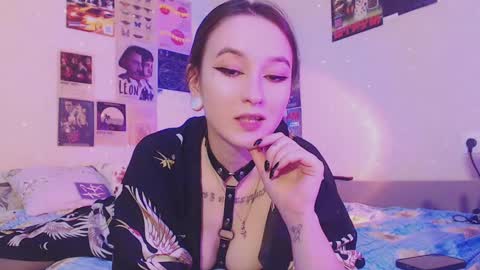 Eleonora online show from December 11, 2024, 6:52 pm