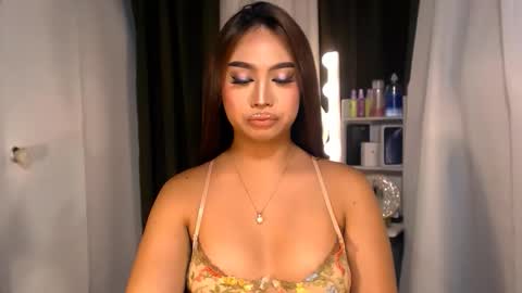 ellie online show from March 10, 2026, 1:21 am