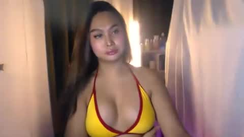 Snapshot of elliecummers chatting on June 14, 2026, 3:47 pm ellie online show from June 14, 2026, 3:47 pm